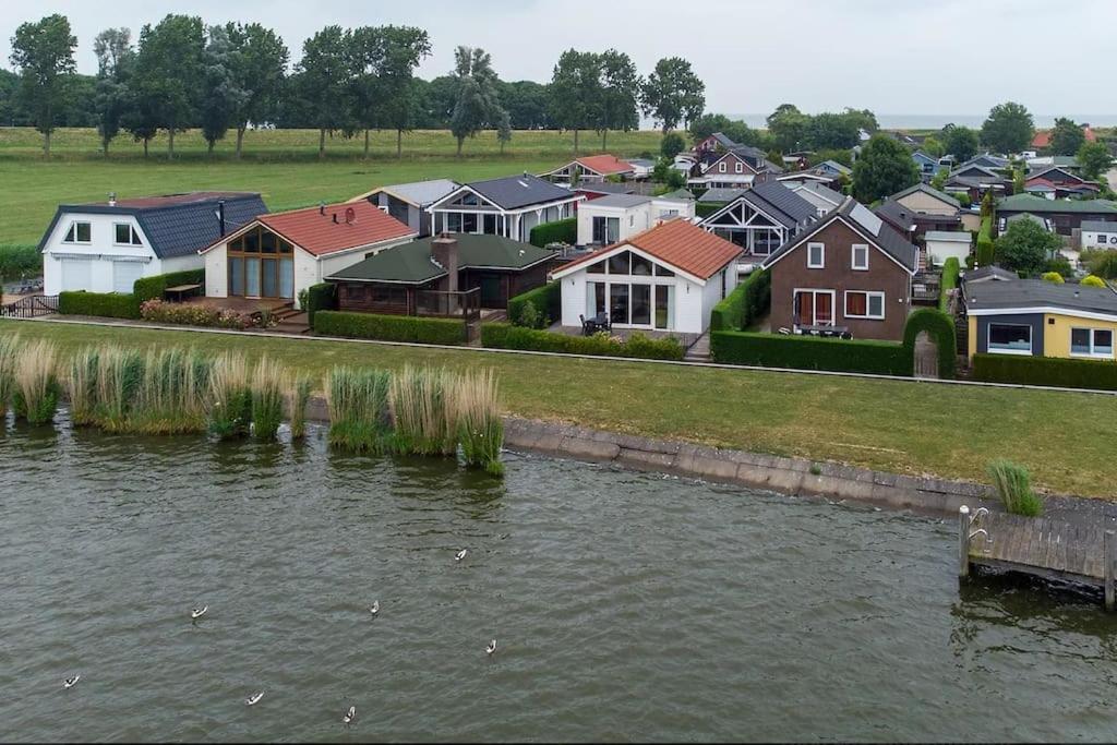 Vakantiehuis De Wilgenroos Villa Wervershoof Exterior photo